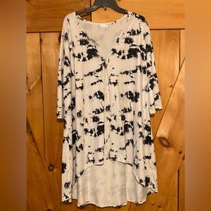 Tye dye high-low legging shirt